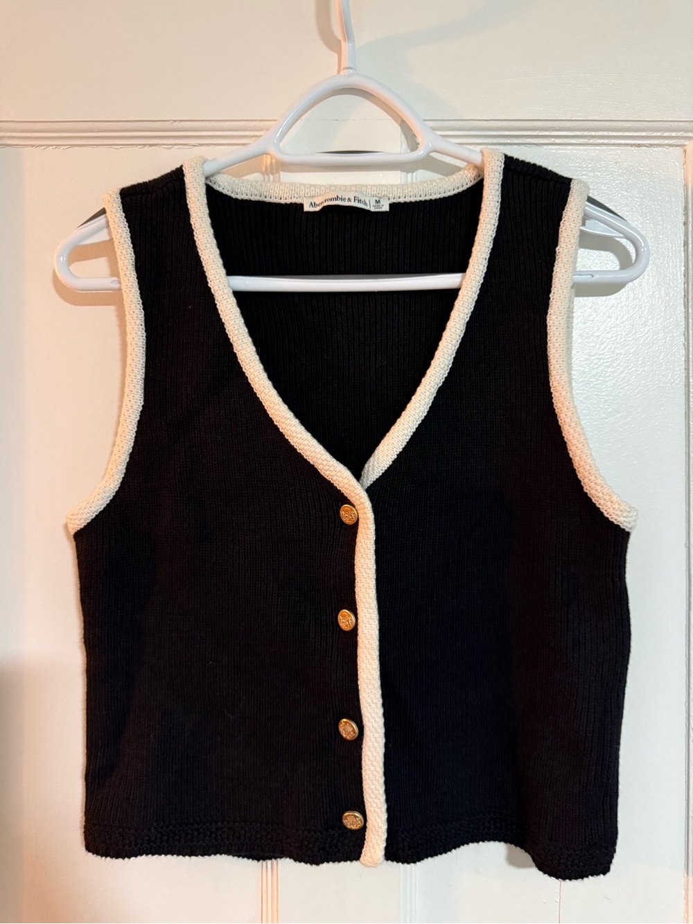 Abercrombie & Fitch Black Sleeveless Button-Front Knit Vest with White Trim